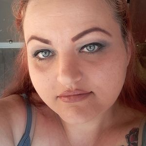 Meet your Posher, Cassandra